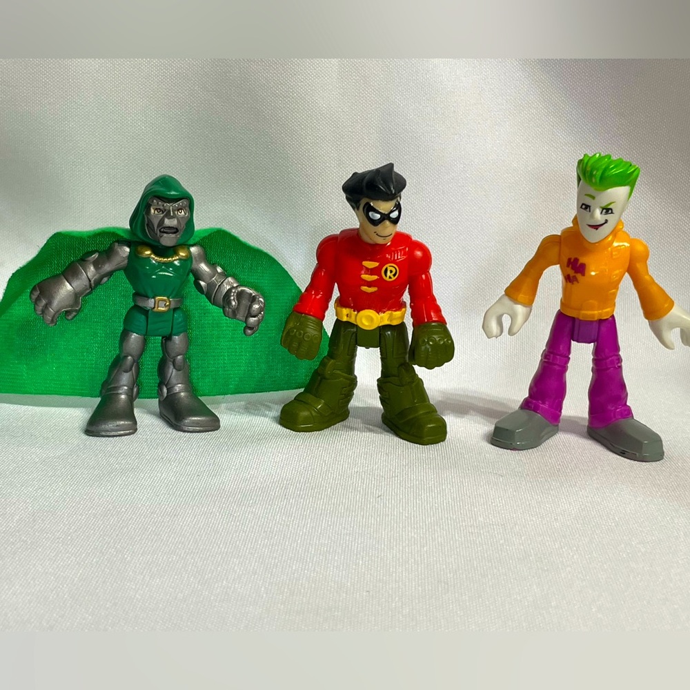 Playskool Action Figures Super Hero Robin & Joker (DC) Doctor Doom (Marvel)